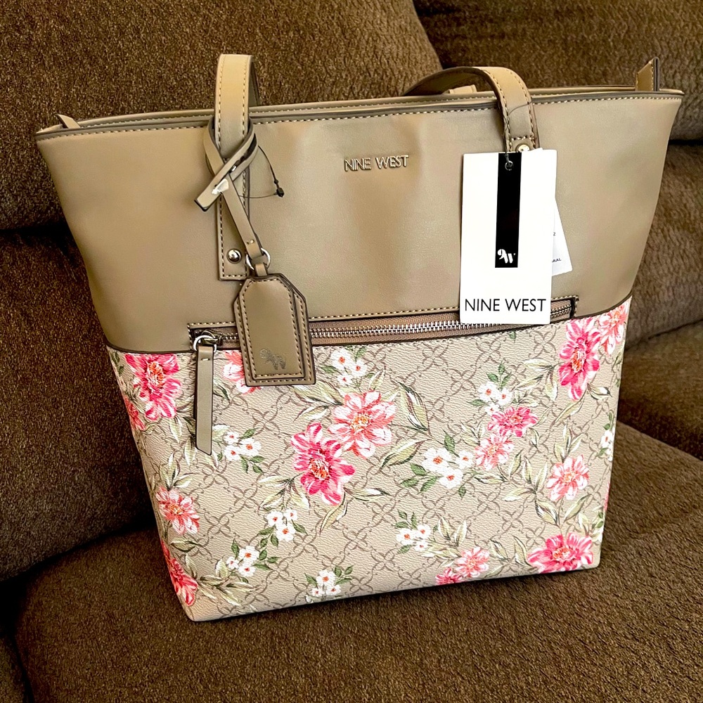 NWT Nine West California Casual Begonia Logo Floral Tote